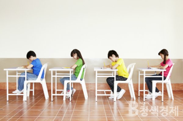 환경부와 교육부, 전국시도교육감협의회가 지난 9월 13일 `2021 환경공동선언식`을 개최했다. 참석자들은 기후·환경교육 추진을 위한 지속적인 협력과 교육 주체별 실천방안을 수립했다/사진 에듀진 제공