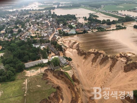 기후 위기는 인간적 잣대로 찾아오지 않는다…불시에 어디든 닥칠 수 있어