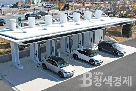 국립중앙과학관, 방문객 편의 위해 초고속 전기차 충전소 개소  