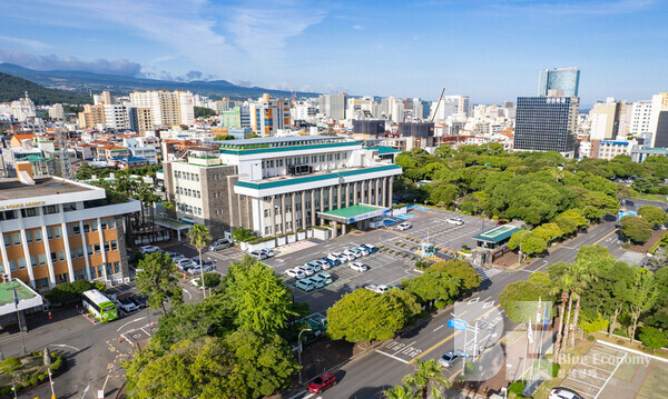 제주, 일회용컵 보증금 시행 4개월만에… ‘탄력’ 받나