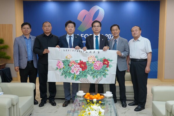 중국한인회 총연합회 면담 (출처: 제주포럼 홈페이지)